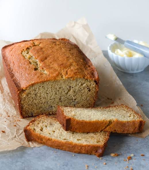 Banana cake 